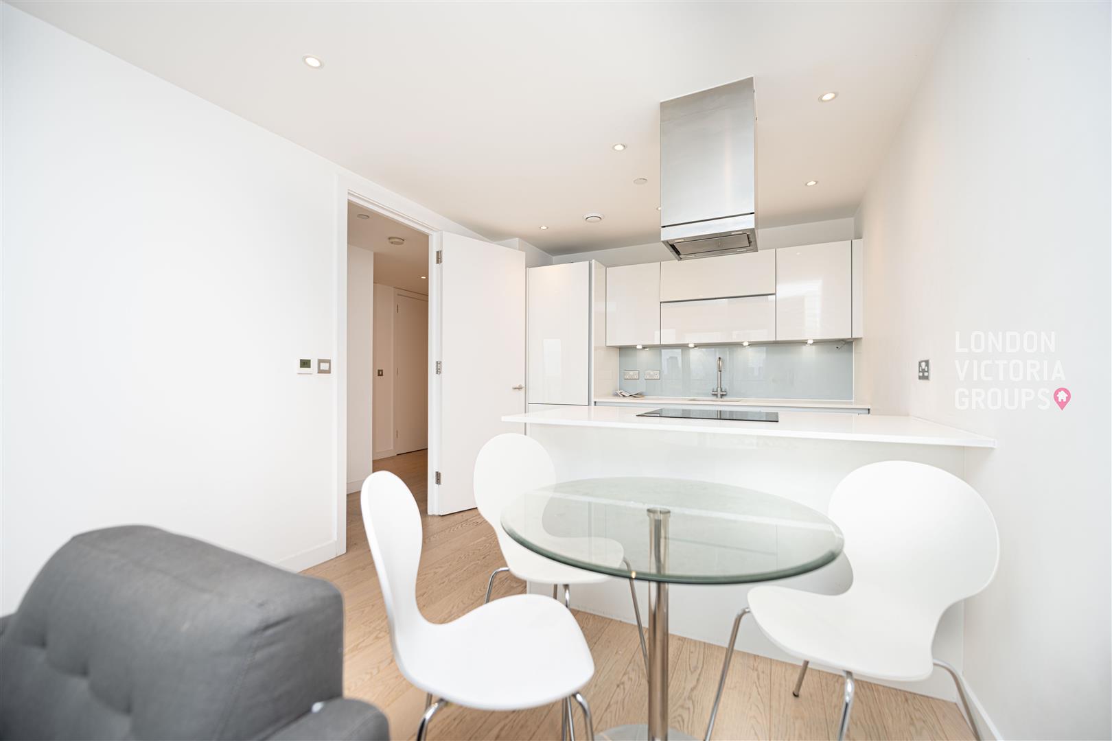 Horizons Tower, 1 Yabsley Street, London